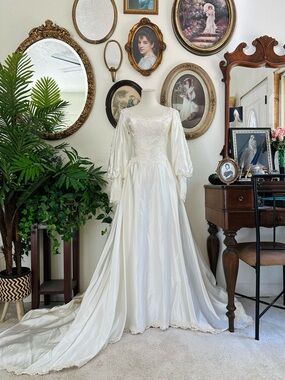 Vintage White Bridal Gown with Long Train